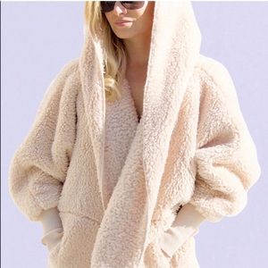 Nordic Beach Original Body Wrap In Fluffy Frape Cream Neutral Color One Size